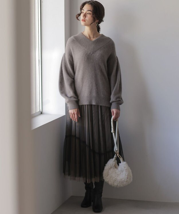 組曲 【加藤ローサさん着用】キャットショルダー バッグ アイボリー系