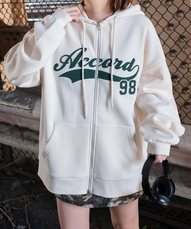 WEGO 裏起毛スタジアムロゴジップパーカー ホワイト