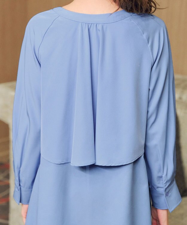 Tiaclasse L バックフレアヨークチュニック サックス