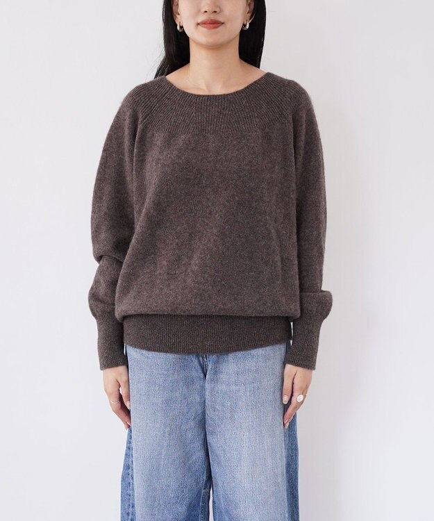 TOQUE 〈大草直子さんアドバイザー〉ベビーアルパカ×ウール縮絨ニットラグランスリーブ ブラウン