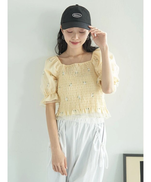 earth music&ecology フラワー刺繍ブラウス Yellow