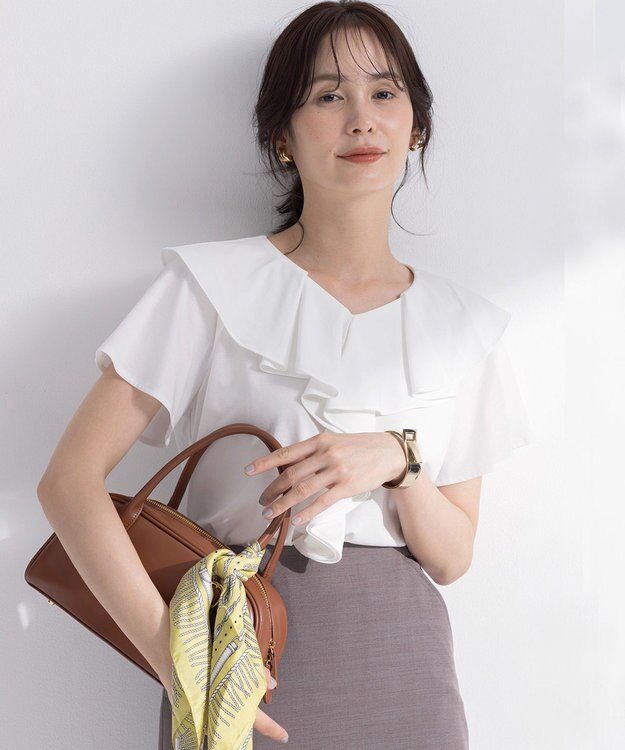 組曲 L ブラウスライクラッフル カットソー アイボリー系