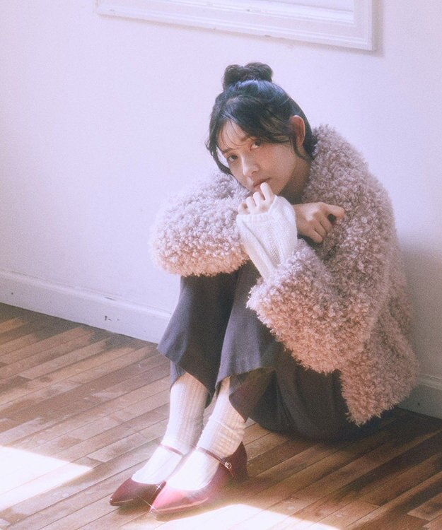 earth music&ecology ＯＲｉｅｎｔａｌ　ＴＲａｆｆｉｃ　エナメルヒールパンプス Red