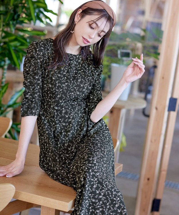 Tiaclasse 【洗える】ギャザースリーブ花柄ワンピース ブラック