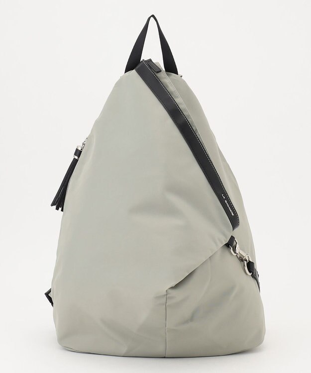 LA BAGAGERIE トライアングルリュックサック ライトグレー