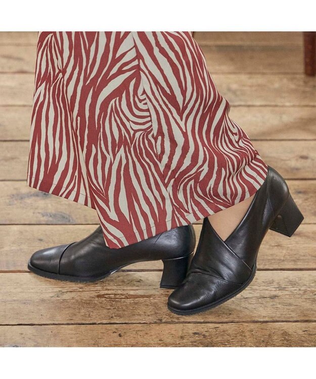 MODE ET JACOMO <D'ICI>チャンキーヒールブーティーパンプス ブラック