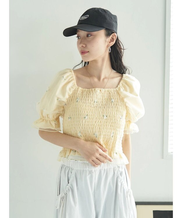 earth music&ecology フラワー刺繍ブラウス Yellow