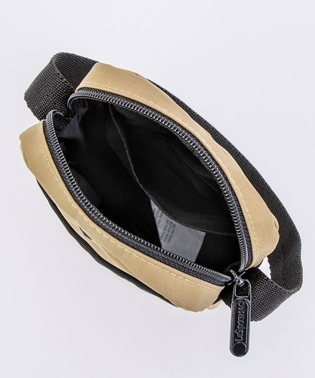 LeSportsac MINI PHONE CROSSBODY/モカブラックハートエンブロイダリー モカブラックハートエンブロイダリー