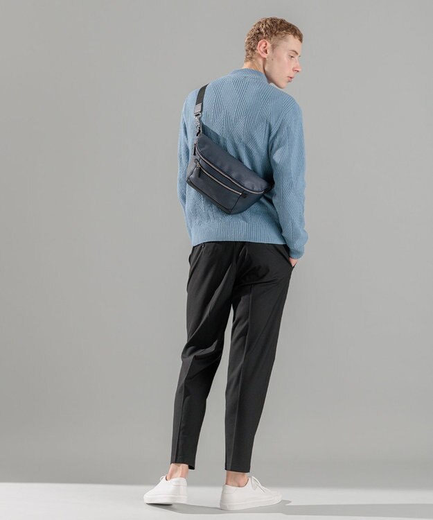 JOSEPH HOMME シンセティックシュリンクレザー　ボディバッグ ネイビー系