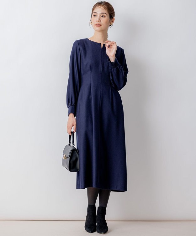 組曲 ウールジョーゼット スリットネックワンピース ネイビー系