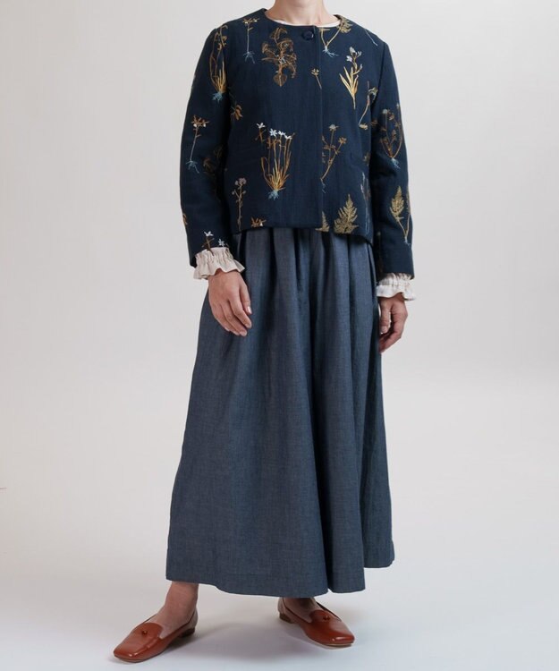 muuc ボタニカル刺繍のジャケット ネイビー