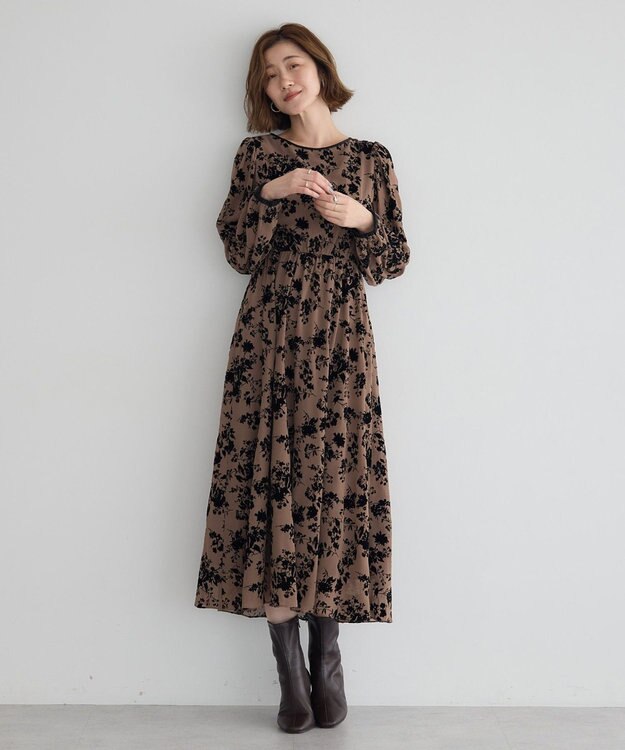 ボタニカル柄フロッキープリントワンピース / YECCA VECCA