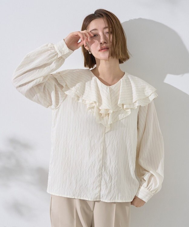 YECCA VECCA ストライプ柄ラッフルブラウス Stripe