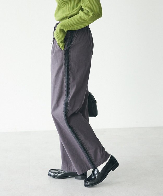 CRAFT STANDARD BOUTIQUE 刺繍ライン入ツイルパンツ Charcoal Gray