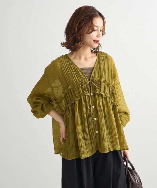 Green Parks Ｖネックフリルシアープリーツブラウス Green