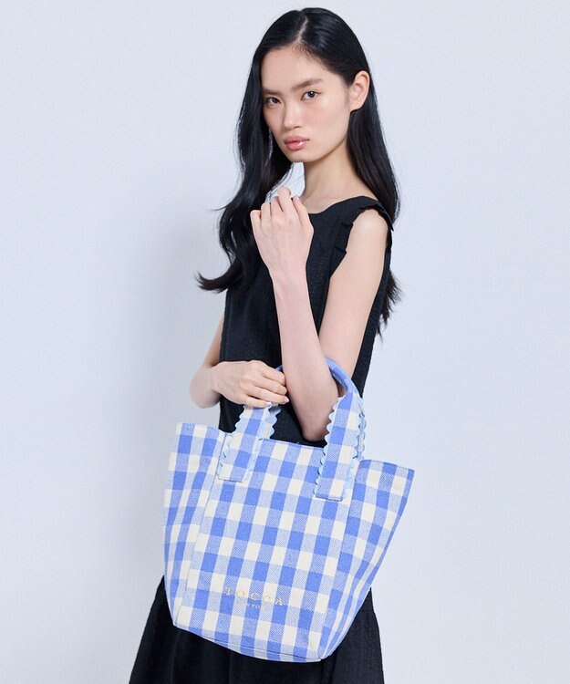 TOCCA WAVES HANDLE TOTE トートバッグ【星風まどかさん着用・WEB＆一部店舗限定】 ブルー系