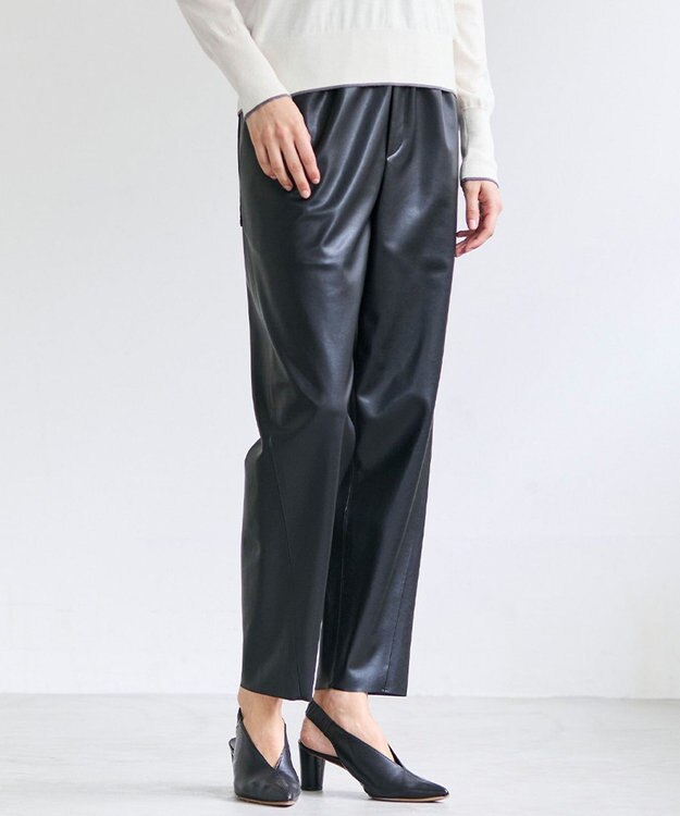 BEIGE， HYAL / フェイクレザーカービーラインイージーパンツ Black