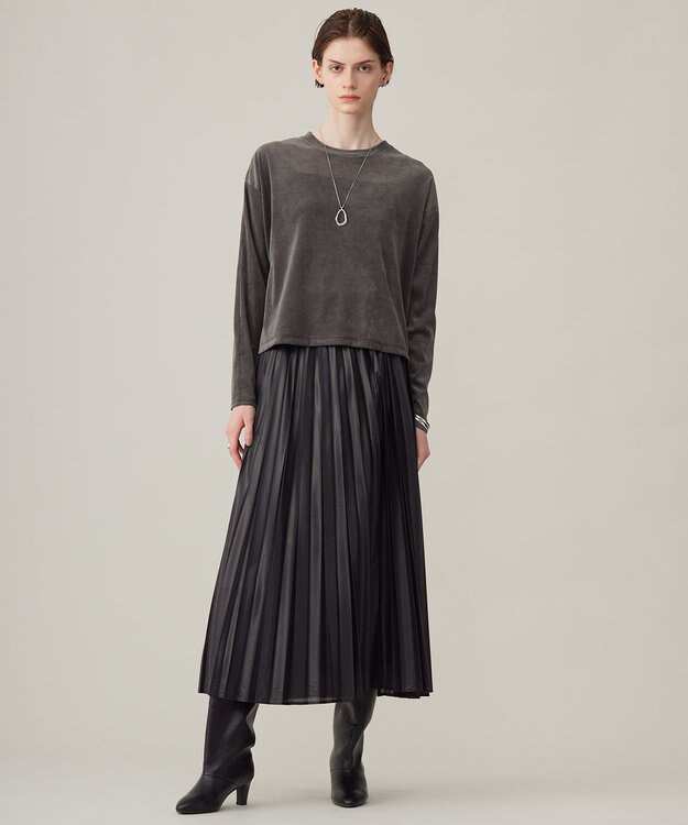 ICB 【洗える】 レザーライクシアープリーツ スカート ブラック系