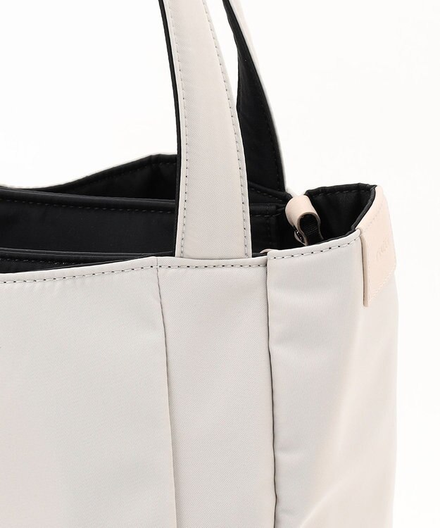 Y'SACCS 【ムック本掲載】ナイロンボンディングトート　Mサイズ アイボリー