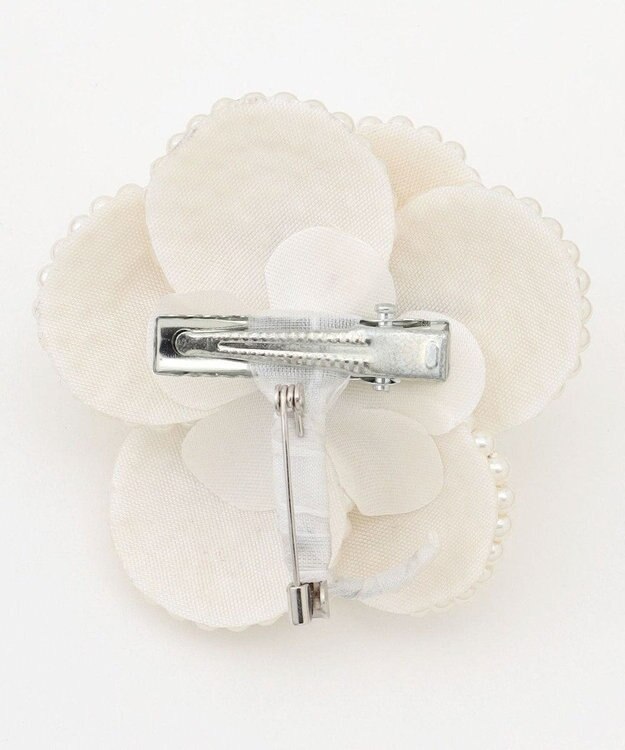 組曲 パールフラワーコサージュ アイボリー系