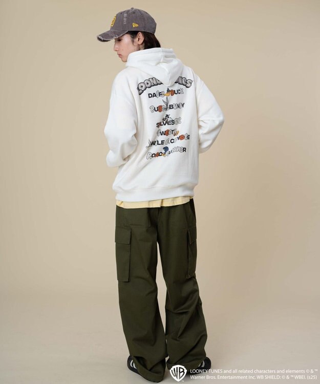 WEGO 【ユニセックス着用ITEM/裏起毛】LOONEYTUNESグラフィックプルオーバー ホワイト