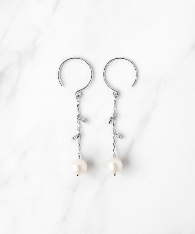 TOCCA 【WEB限定】SEEDS PEARL PIERCED EARRINGS K10ホワイトゴールド 淡水パールピアス ホワイトゴールド系