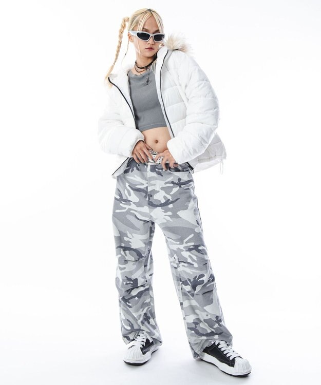 WEGO 【ユニセックス着用ITEM】2WAYシャイニーパファーフーディー ホワイト