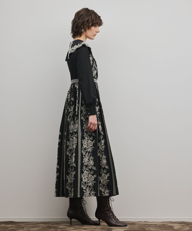 GRACE CONTINENTAL パターン刺繍ワンピース ブラック