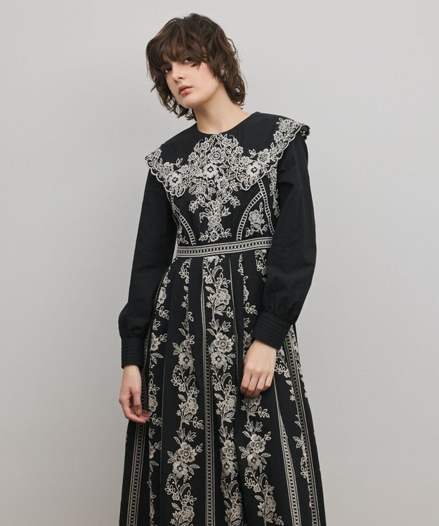 GRACE CONTINENTAL パターン刺繍ワンピース ブラック