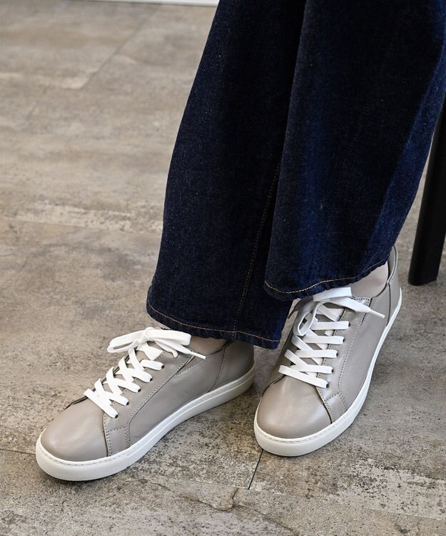 Pointer 本革スライドオンスニーカー ライトグレー