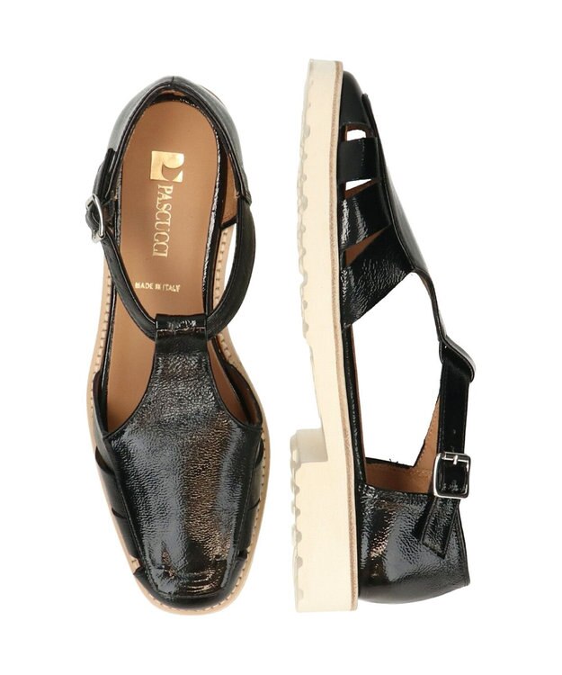 INTER-CHAUSSURES 【PASCUCCI】ソフトスクエアトウグルカシューズ ブラックエナメル