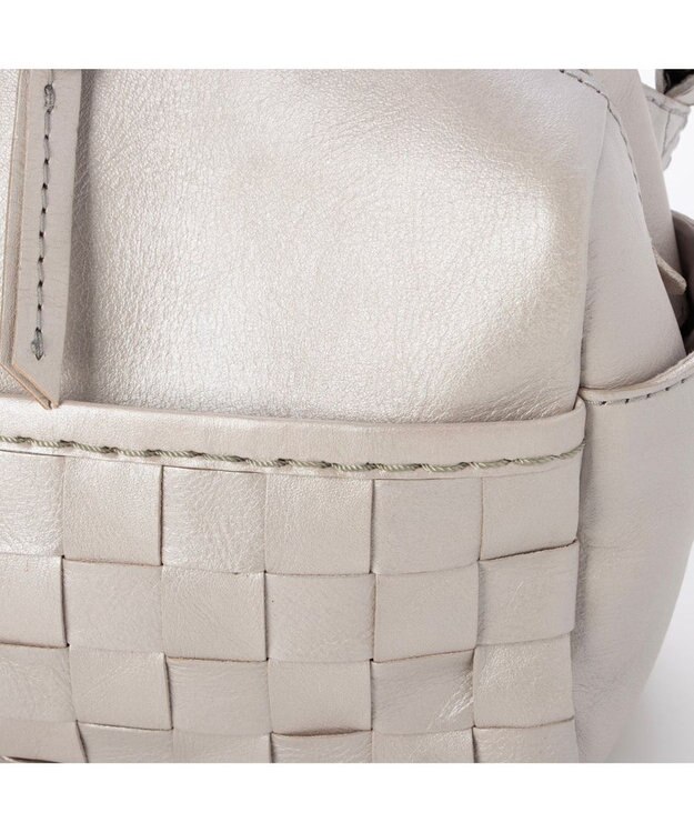 UNBILLION ピークスピーク PEAKS PEAK / 牛革レザーメッシュボディショルダー シルバー