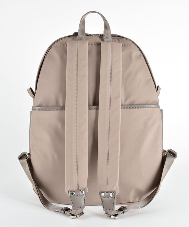 Y'SACCS 木村多江×Y'SACCS ナイロンリュックサック グレージュ