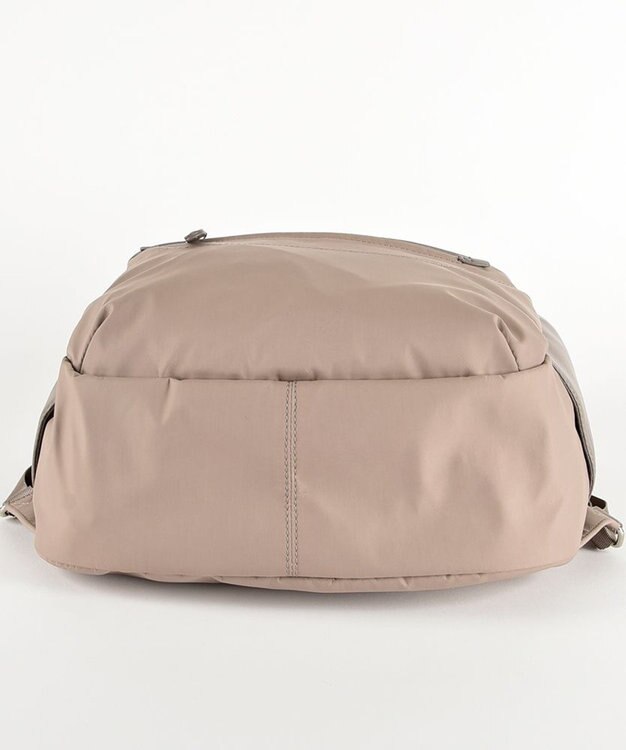 Y'SACCS 木村多江×Y'SACCS ナイロンリュックサック グレージュ