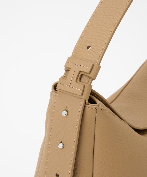 IACUCCI ≪予約≫スウォーノ L ALCE キャメル