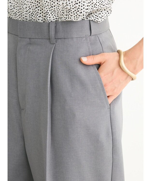 Green Parks きれいシルエットパンツ（ワイドストレート） Gray