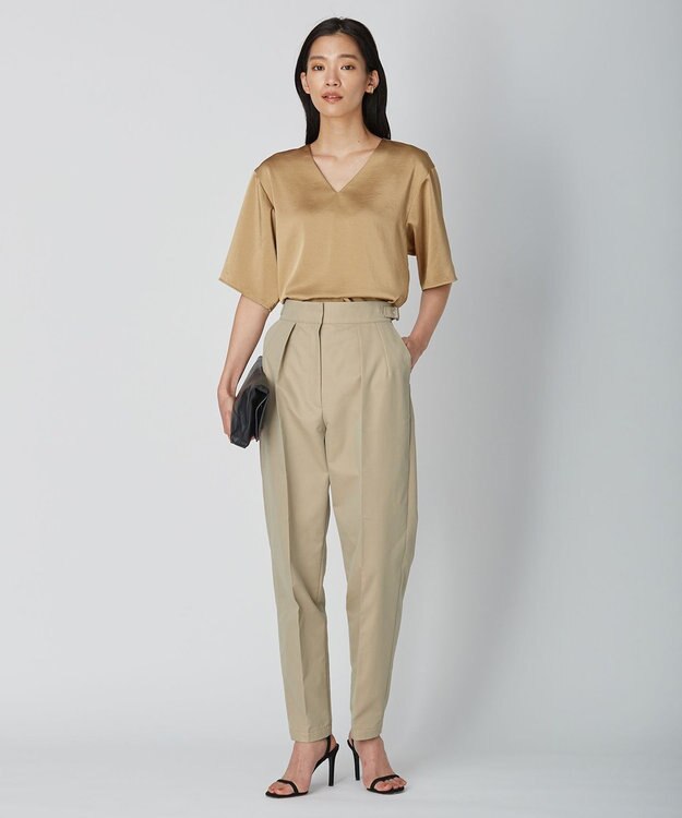 ICB 【WEB限定カラーあり・洗える】Calm Vネックブラウス サンドベージュ系