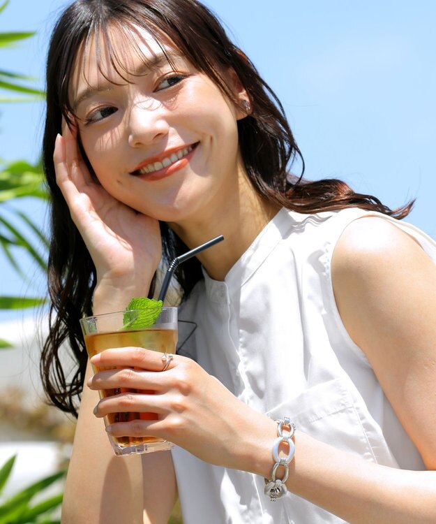 Tiaclasse 【洗える】ノースリーブ後ろタックティアードブラウス オフホワイト