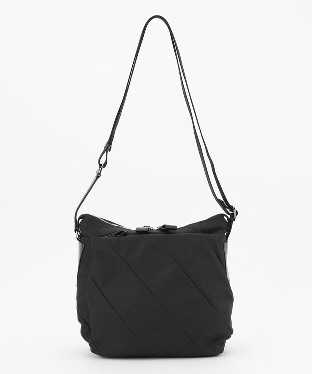 Y'SACCS ストリームラインショルダー ブラック