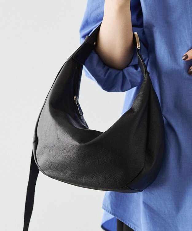 russet ＜ブランド人気No.1ショルダー＞ソフトレザーラウンドショルダーバッグ(CE-1326-WEB) Black2（シルバー金具）