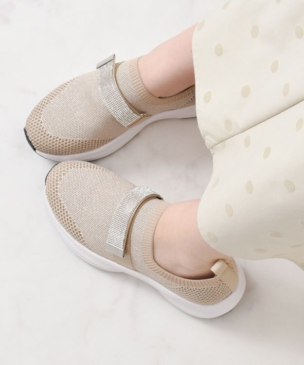 Bridget Birkin 【Bridget Birkin】ベルトストーンニットスニーカー ベージュ