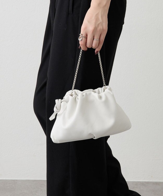 russet レザー巾着ミニショルダーバッグ(CE-1637) White