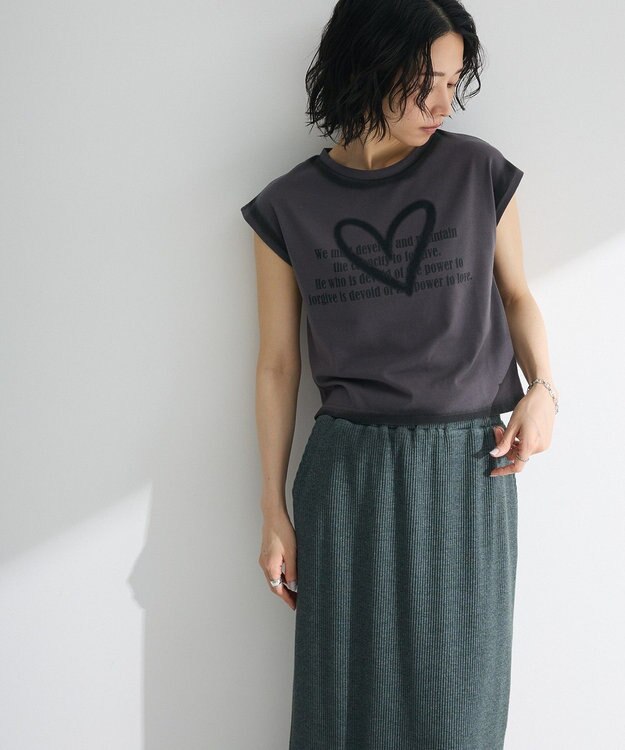 Green Parks ・ｓｗｉｎｇ　ｂｙ　ハートロゴフレンチＴＥＥ Charcoal Gray