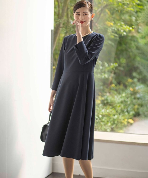 組曲 【KUMIKYOKU NAVY】コンフォータブルドレープ フレアワンピース ネイビー系