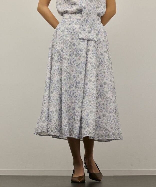 GRACE CONTINENTAL シアーフラワープリントジャガードフレアスカート グレー