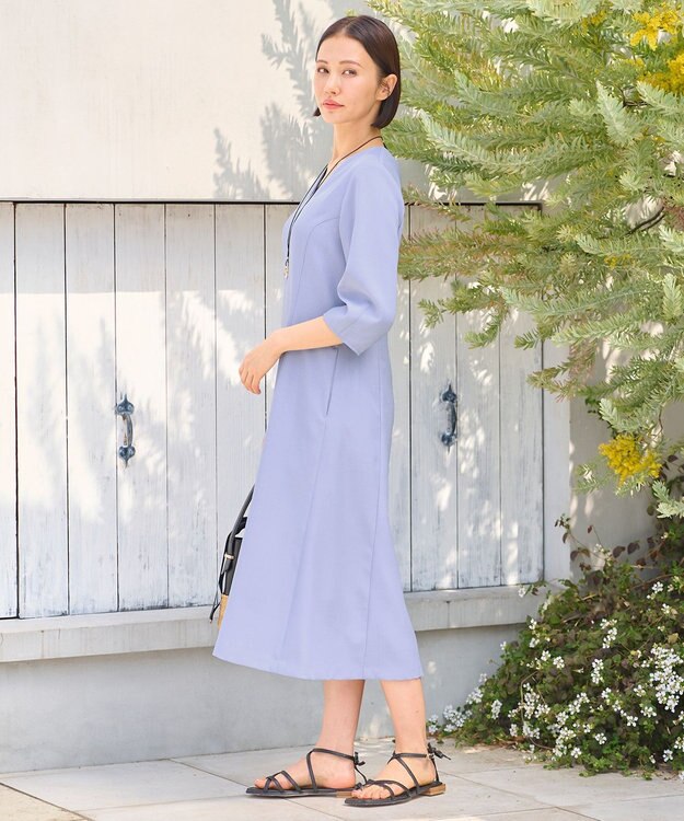 自由区 【接触冷感・速乾・UVケア・撥水・防シワ・XSサイズあり】リネンライクツィルVネック ワンピース ダルブルー系