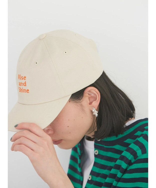 AMERICAN HOLIC ロゴキャップ Ivory