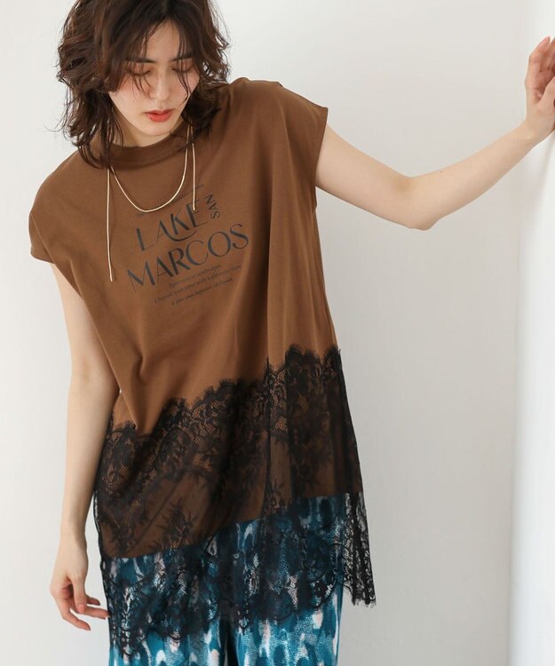 Green Parks フレンチスリーブ裾レースロゴチュニック Brown