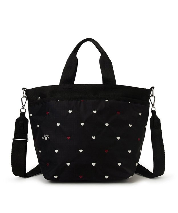 LeSportsac BUCKET TOTE/レッド/ホワイトハートEMB レッド/ホワイトハートEMB
