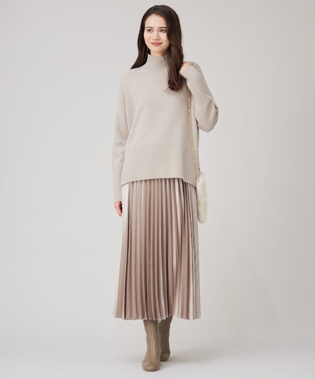 自由区 【洗える】ウールカシミヤブレンドラメスパンコールハイネック ニット ベージュ×ゴールド